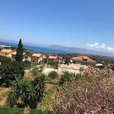 Appartamento In Villa Splendente Castellammare del Golfo Bagian luar foto